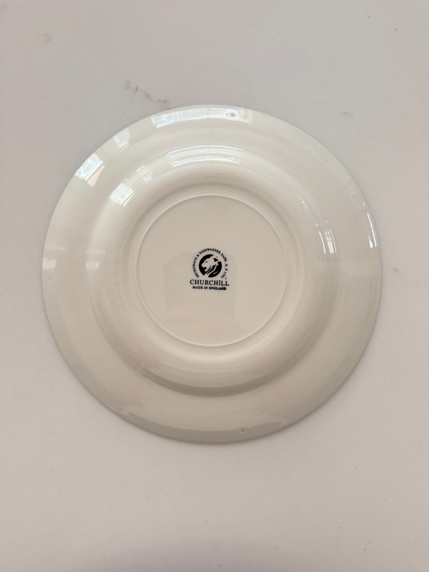 Vintage Churchill Blue Willow 8.5" Plate