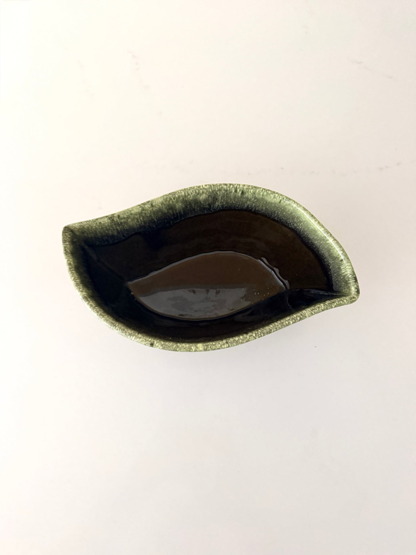 Vintage Hull Pottery Ombre Planter