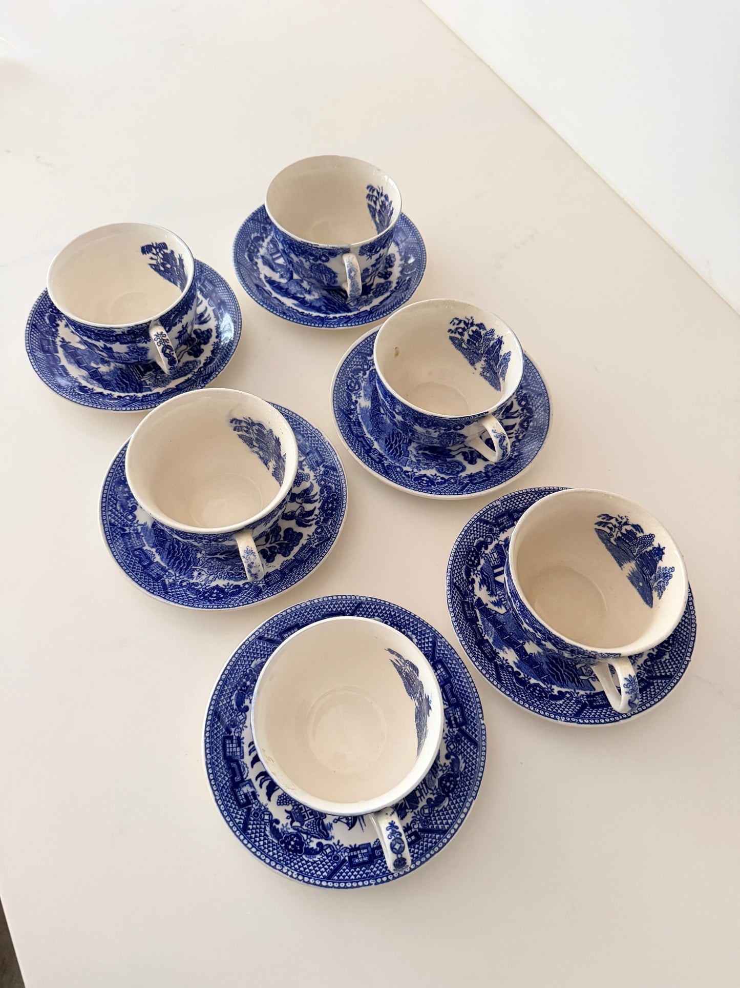 Vintage Blue Willow Teacup and Saucer Set of 6