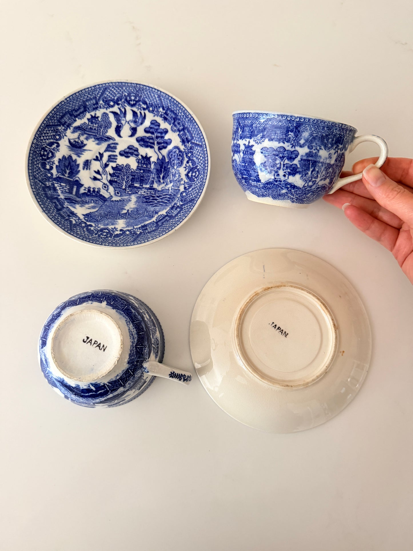 Vintage Blue Willow Teacup and Saucer Set of 6