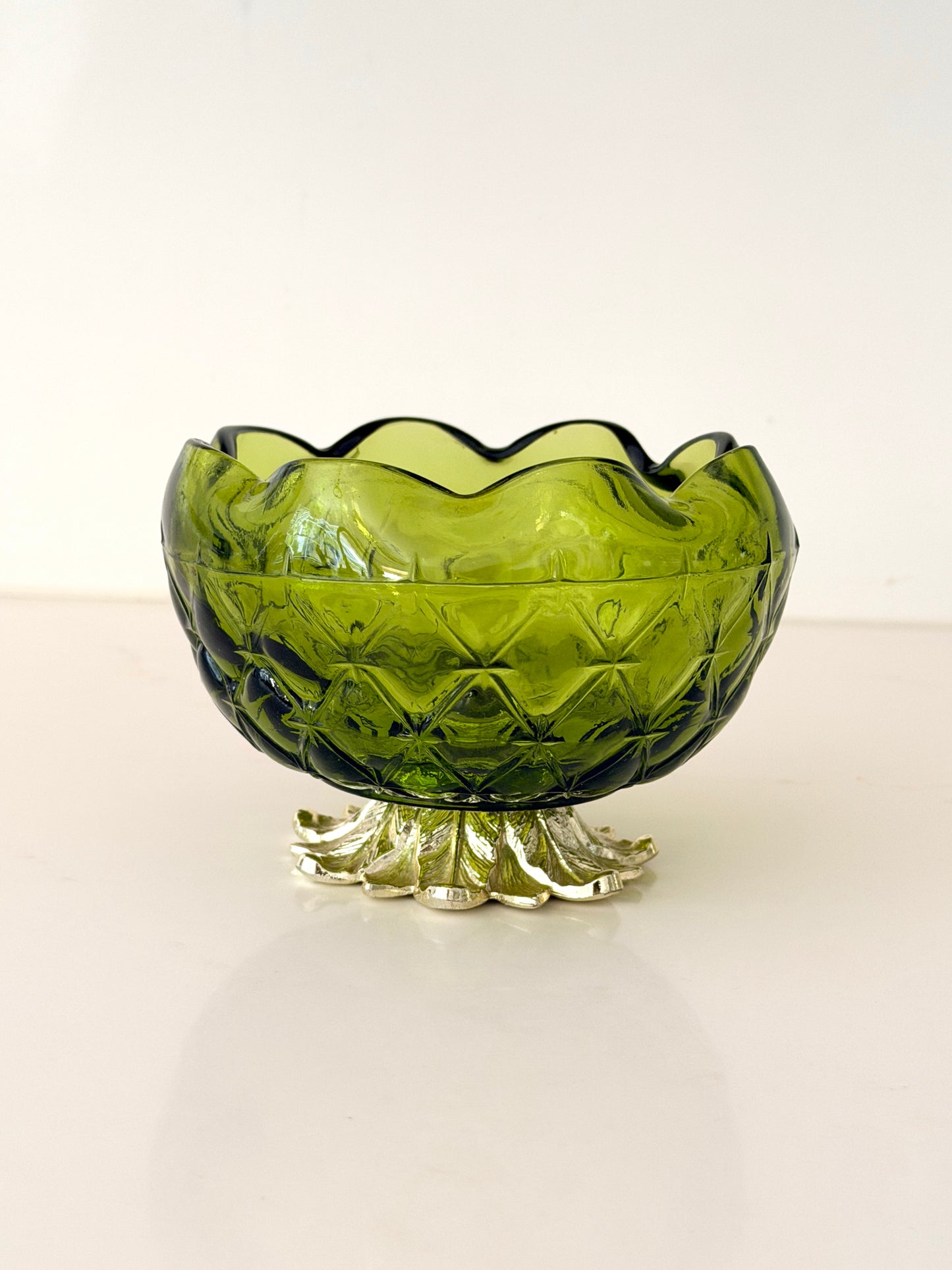 Indiana Ruffled Glass Footed Bowl