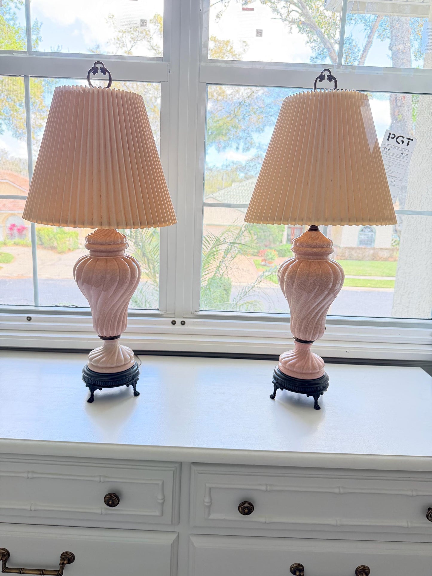 Vintage Pair of Ceramic Hollywood Regency Lamps