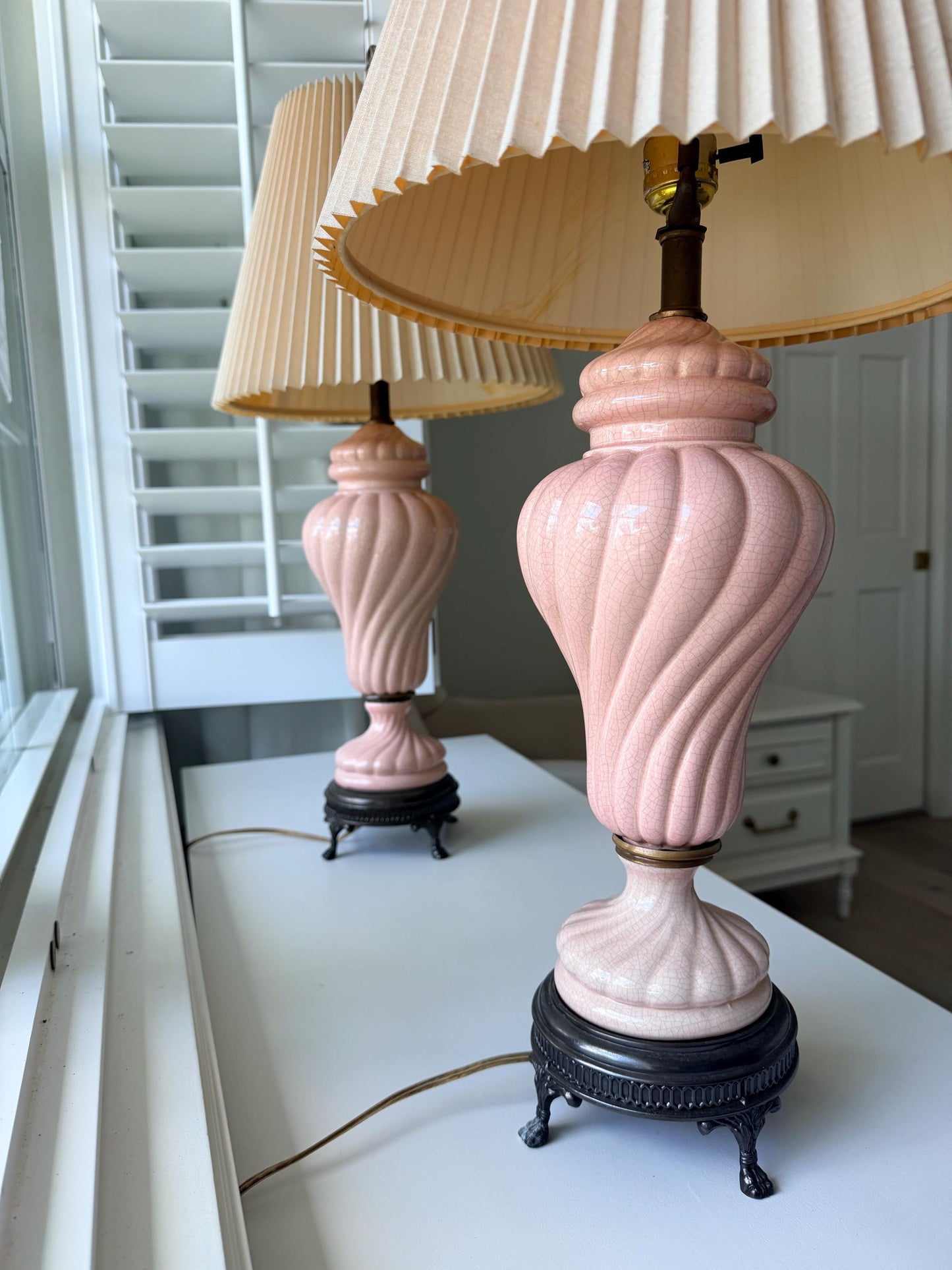 Vintage Pair of Ceramic Hollywood Regency Lamps