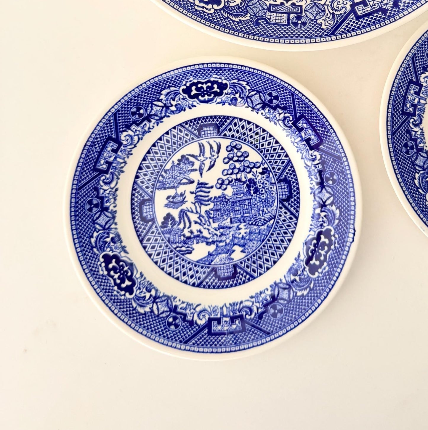 Vintage Royal China Blue Willow Set of 4 Saucer Plates