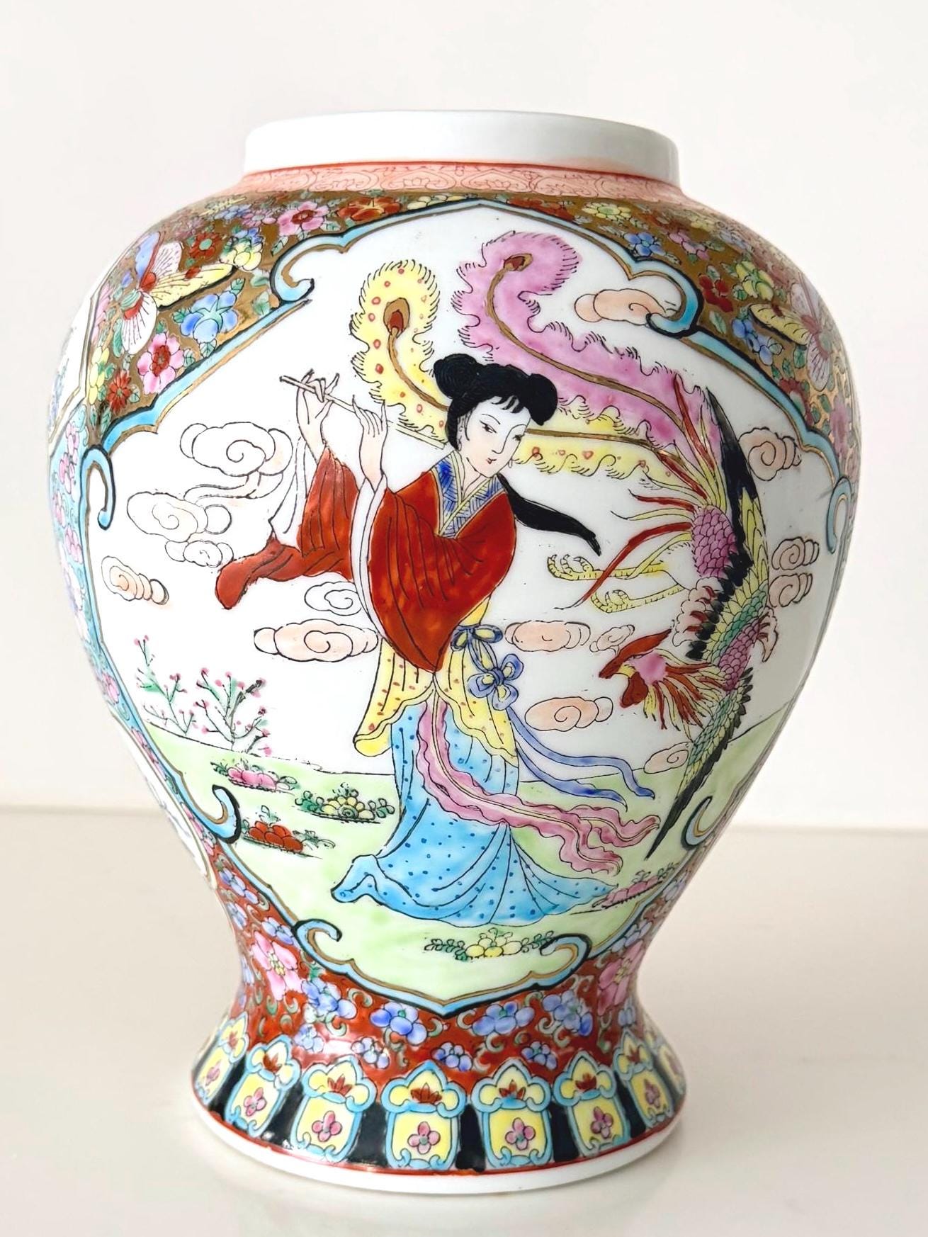 Vintage Famille Rose Vase