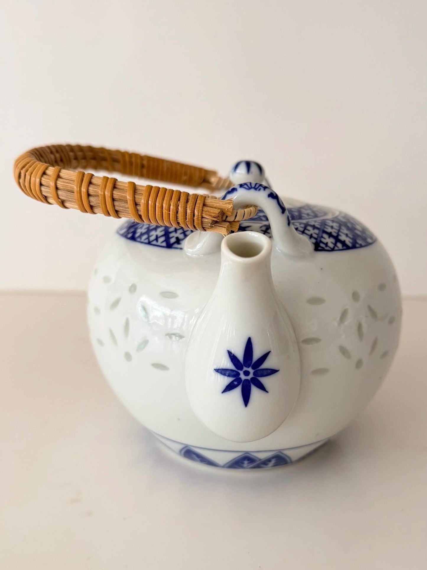 Vintage White & Blue Rice Grain Teapot with Rattan Handle